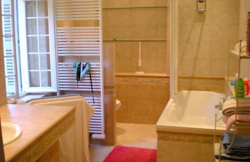 Manoir enchanteur à Cailhau avec piscine privée sécurisée - Foto 16