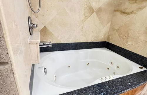 Resort Like house, 4 bedrooms, 3 bathrooms - Photo 51