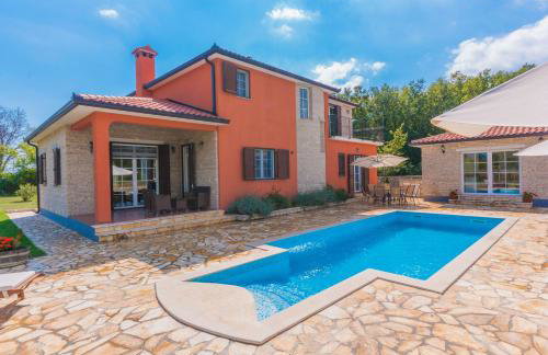 Villa Ivona, a luxurious villa minutes from the sea - Foto 34