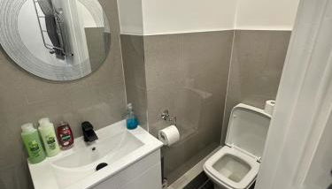 Modern flat in Egham by Royal Holloway University Royal Ascot and Windsor near Heathrow Airport - Foto 3