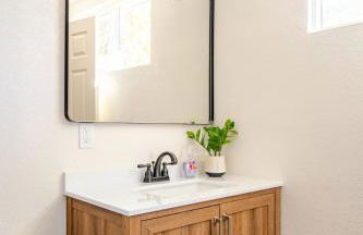 l NEW l 5BR 3BTH Large and Modern Home l Central LOC l 1 ACRE lot - Foto 46