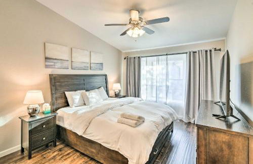 Contemporary Vegas Townhome with Community Pool - Foto 14