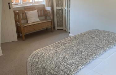 Lovely Two Bedroom Town House - Minimum 2 Night Stay - Foto 17