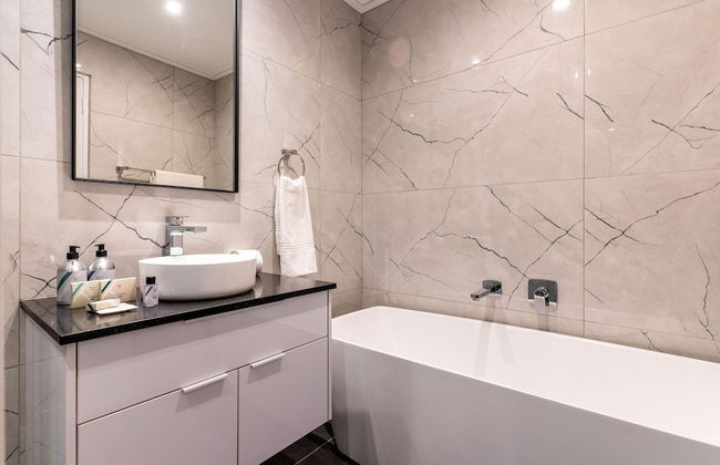 Urban Palette - Modern Artistic Green Point Apt - Foto 26