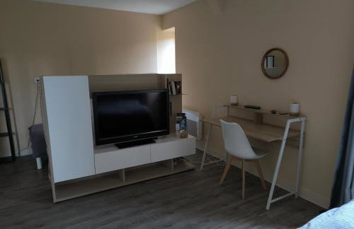 Le Logis dans la place appartement de deux chambres - Foto 12