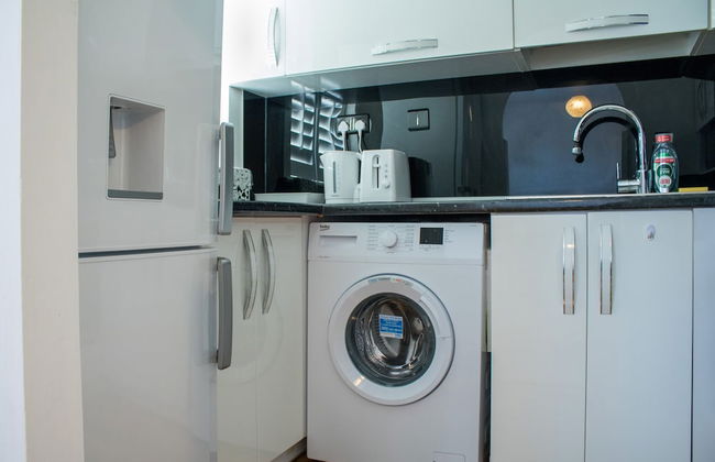 Charming 2-bed Fully Furnished Apartment in London - Foto 14