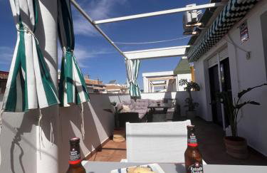 Ático De Lujo 140m2 con Terraza en el Centro, junto a la playa, restaurantes y chiringuitos en Punta Umbría - 10 Personas - Foto 32