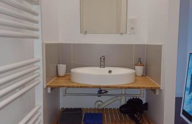 La maison bleue, entre terre et mer - Foto 36