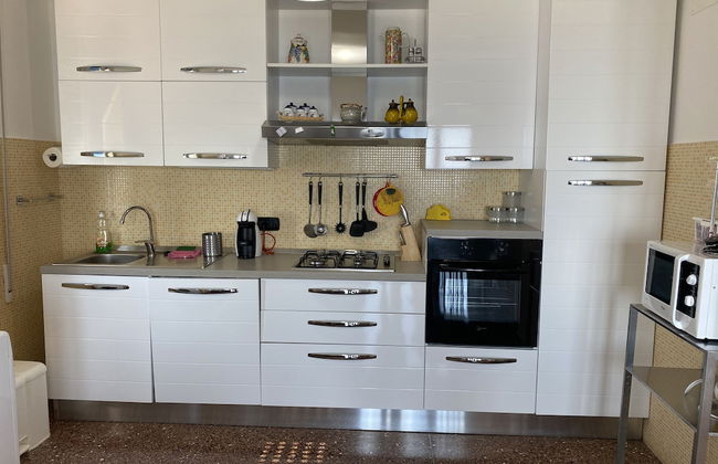 Arcobaleno Apartment 500 Meters From the sea - Photo 8