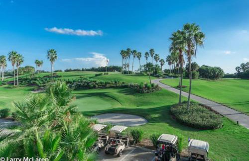 Gone Coastal! Large Heated pool home 30 min from beaches! - Foto 69