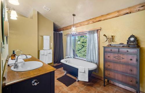 Nomad Peak Retreat Rustic Cabin in Mt Spokane - Foto 32