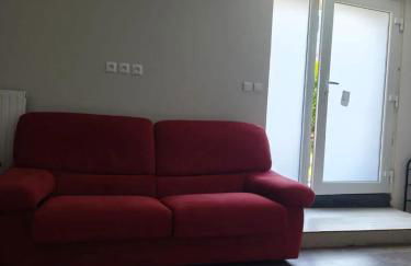 Appartement charmant à Charnay-lès-Mâcon avec jardin - Foto 13