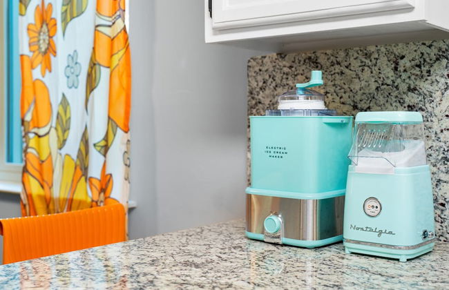 70s House Fun 6 Bedroom Pool Game Room - Foto 17