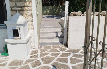 By the sea - Foto 43