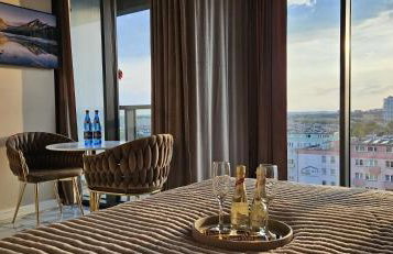 Golden Horizon Hanza Tower - SPA & Sky View - Foto 66