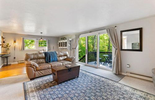 Little Longbow Lakefront Chalet - Foto 3