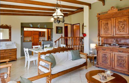 Otzia Bay House, 7 minutes walking distance from the beach - Foto 11