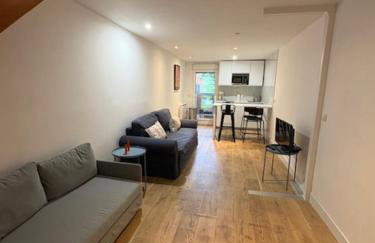 Paris Eiffel Tower et Disney apartments, parkings gratuits et sécurisés, 10 minutes métro to Paris - Foto 42