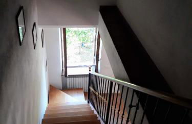 Fine 5 bedroom Farmhouse - Photo 45