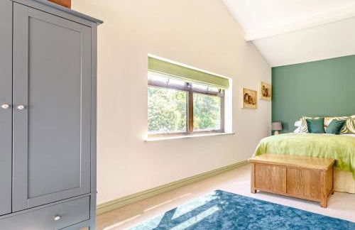 The Paddock - Photo 14