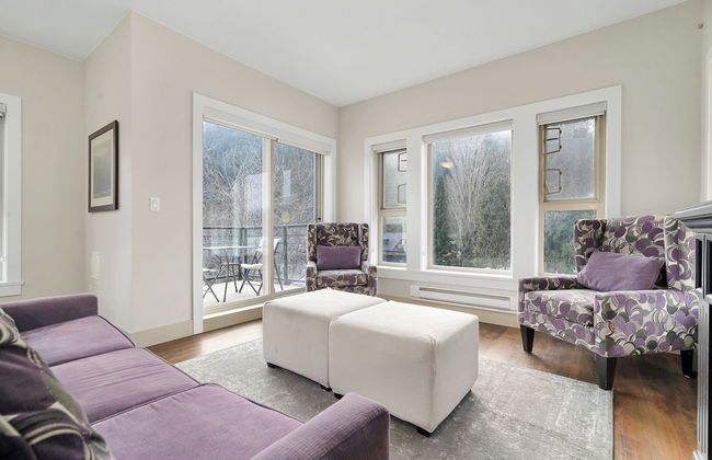 Embrace Serenity Luxe 2BR Suite - Photo 15