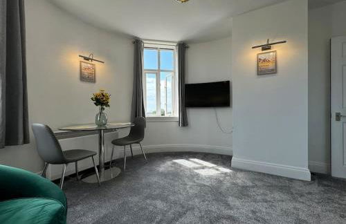 Boscombe beach - Photo 18