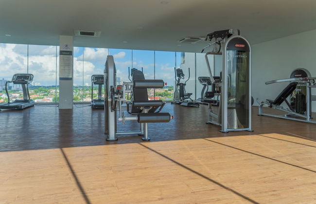 OYO Home 43995 Premium 3br 1tebrau - Photo 50