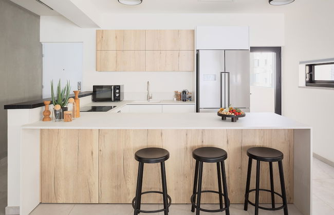 Mr. Louis - By TLV2GO - Photo 33