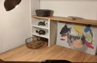 Bilocale con terrazza vista mare e montagna - Foto 8