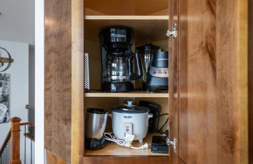 Lakefront Mansion!Close to SAC&Mahoney State Park! - Foto 19