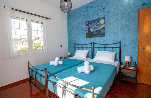 SEA & OLIVES HOUSE - Photo 11