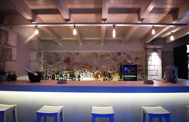 Artina Luxury Villa - Photo 36