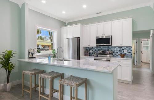 Cozy first floor waterside condo - Foto 15