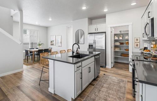 Spotless Parkside Stay King DreamCloud Sleeps 10 - Foto 9