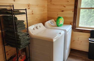 Family Friendly Lakefront Cottage, Ambajejus Lake - Foto 20