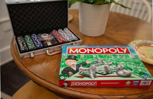 Cozy Downtown Seneca Bungalow - Foto 12