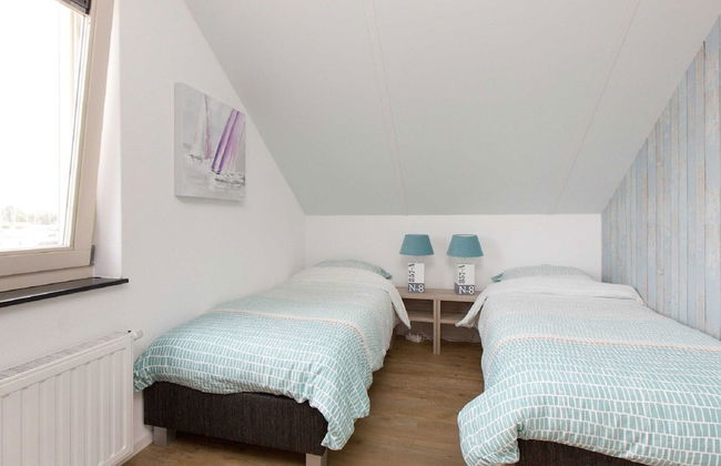 Modern Holiday Home With a Terrace by Water - Foto 2