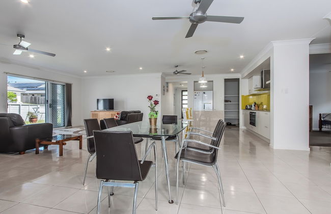 Coastal Casuarina Bliss - Foto 26