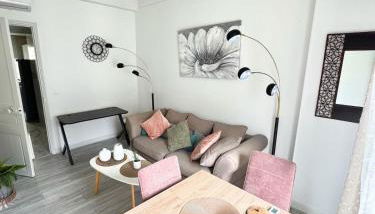 Nice Apt - City Center, Wifi, AC, 4-5 Pers - Foto 4