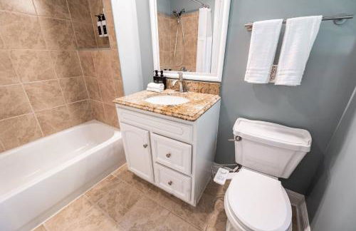 Modern Stay on Green Valley - 2.5 Mi to Downtown - Foto 7