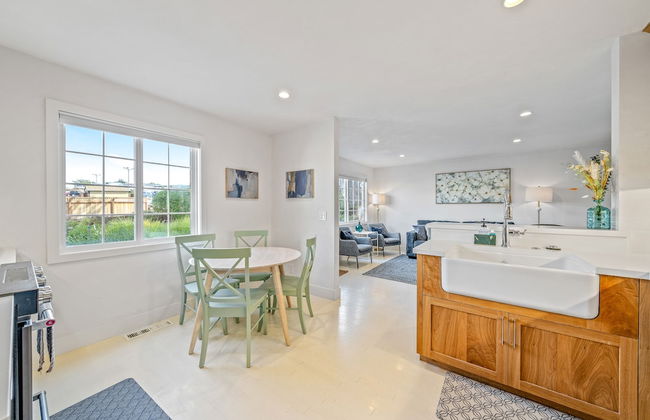 Your Dream Seaside Vacation! Charming 2 BDR Home - Foto 4