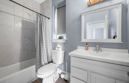 The Modern Family Retreat ABODEbucks - Foto 32