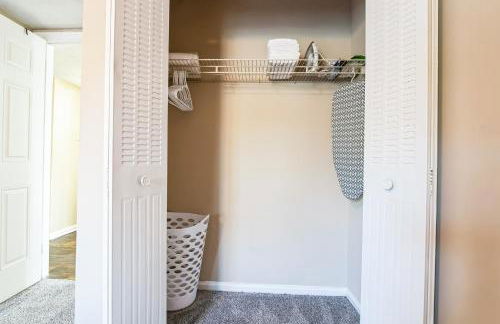 Halsten at Vinings 3114 Spacious 1 bed 1 Bath - Foto 13