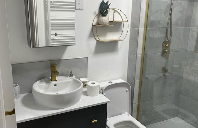 Charming 2-bed Apartment in Bow, London - Foto 12