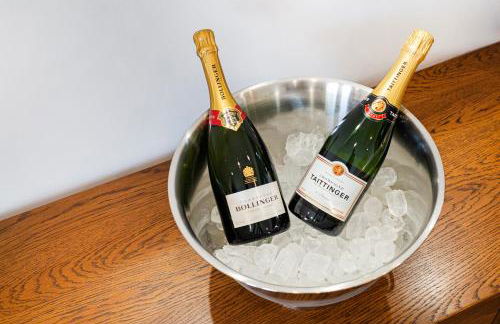 Thrushley Cottage in Wakefield - sleeps 7 - with roof terrace - Foto 32