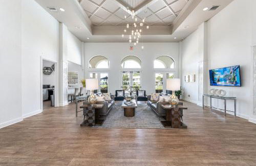 Newly Remodeled Lakefront Oasis - Foto 8