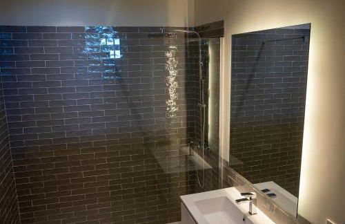 Villa de Lujo para familias y empresas - Photo 40