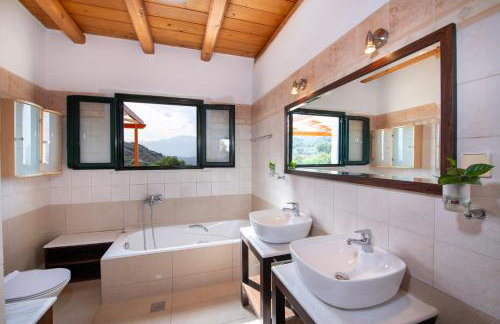 Villa Piper - Pool - Jacuzzi - Sea View - Near the Beach - Photo 5