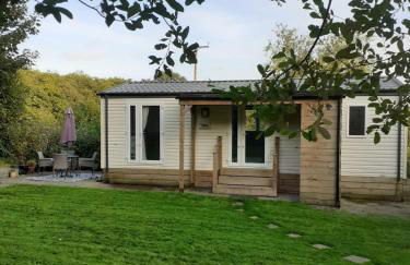 The Lodge, dog friendly rural retreat - Photo 1