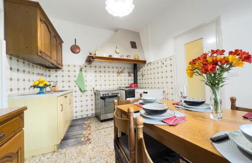 SANREMO Mare e Relax - Affittasi "Casa Illiade" con parcheggio libero, terrazza e Wi-Fi - Foto 13